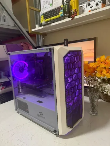 PC gamer Xeon 2680 V4 + GTX 1650 + 16GB DDR4