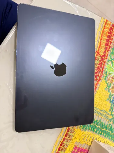 MacBook Air 13.6 M2 - Saúde da bateria 100%