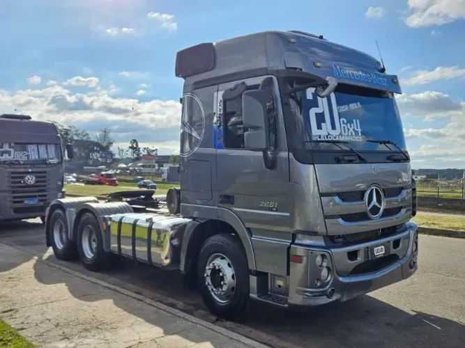Mercedes Benz Actros 2651 6x4 bug Leve Mola Ano 2020 Automático Ar Condicionado