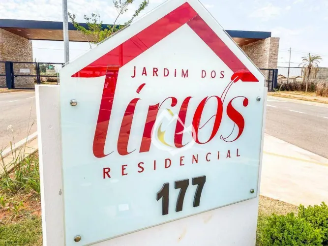 Casa com 3 dormitórios à venda, 147 m² por R$ 1.290.000,00 - Residencial Jardim dos Lírios