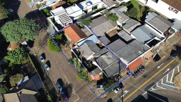 Terreno Comercial à venda na Rua Jacarezinho