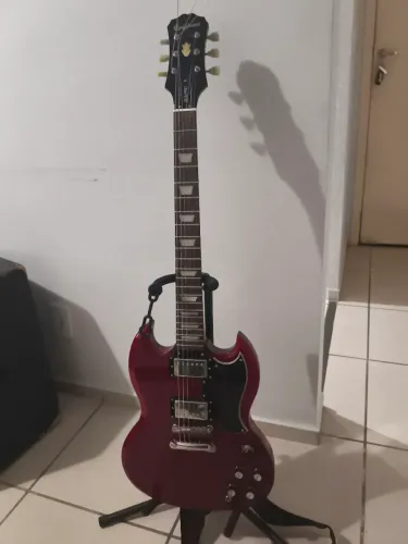 Guitarra Epiphone SG Pro