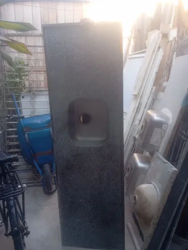 Vende-se uma pia com bancada 