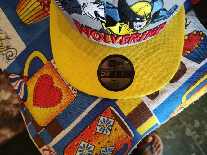 Bonés new era Wolverine, Chicago Bulls e Chicago cuba.