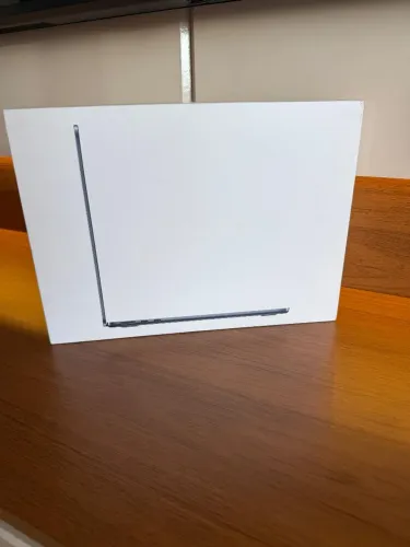 MacBook Air 13.6 M5/ 16GB/ 1TB SSD - 1 ano de garantia