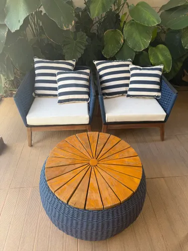Conjunto 2 poltronas 1 namoradeira e 2 mesas de cetro de corda náutica azul
