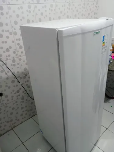 Geladeira em bom estado