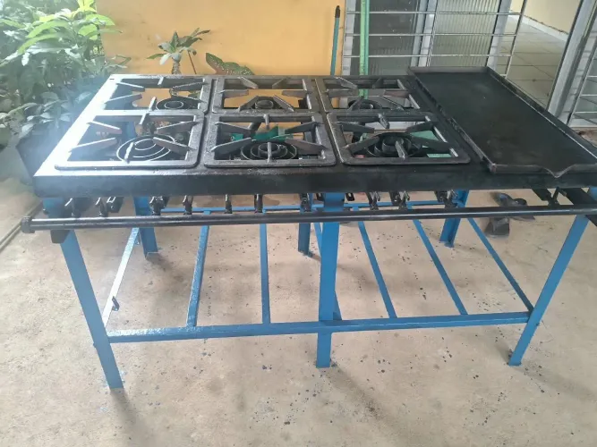 Vende-se Fogão Industrial (Excelente estado)
