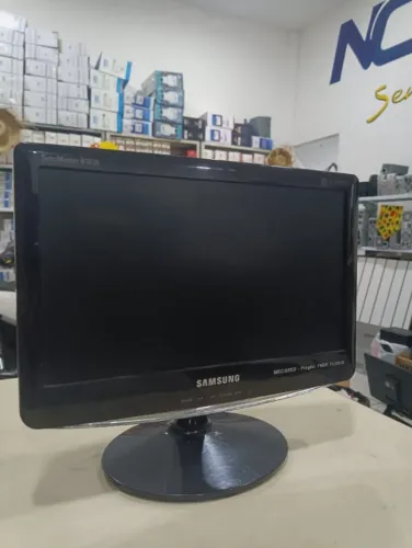 Monitor Samsung 16" por apenas R$ 199!