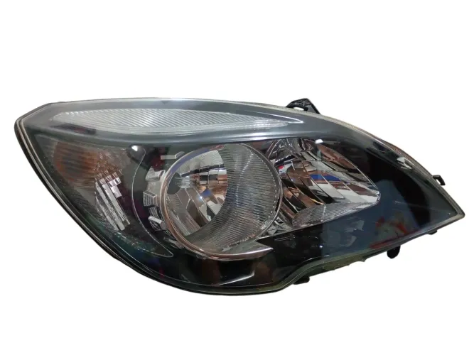 Farol Lifan 530 2016 lado direito 