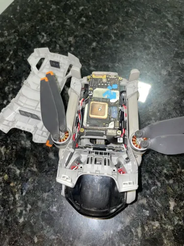 Drone mini 3 para conecto ou retirada de peças