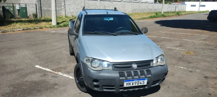 Fiat Strada 1.4 MPI Fire Flex 8V CS 2012