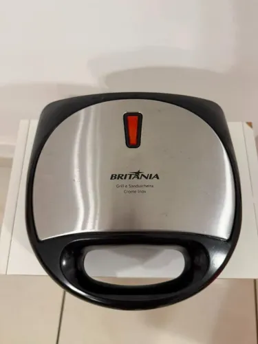 Grill e sanduicheira Britânia Crome Inox 220V