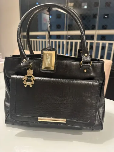 Bolsa feminina Di Marlys Leather em couro preto