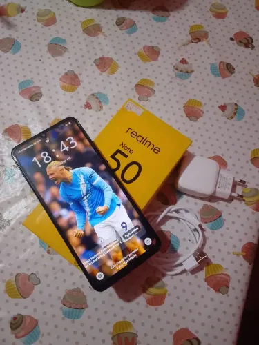 Vendo celular Realme Note 50 com 128 GB de memória 4 de RAM