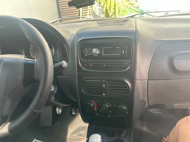 Fiat Siena EL 1.0 MPI Fire Flex 8V 4P 2014