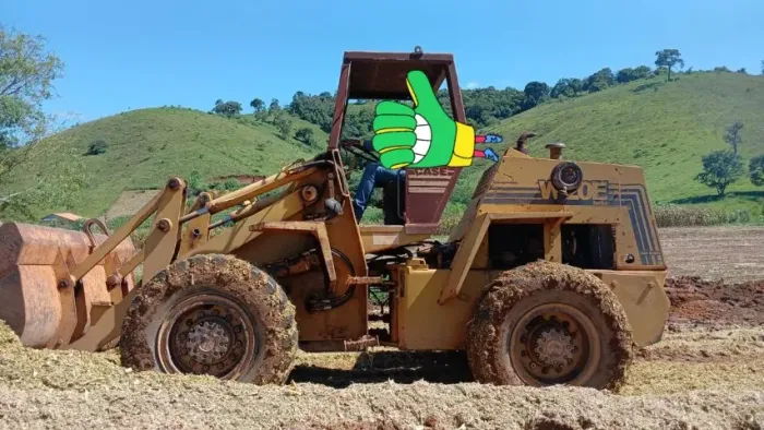 Pa Carregadeira W20