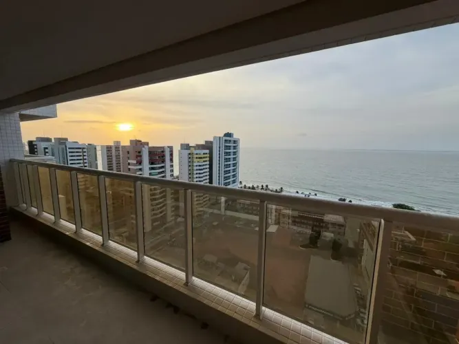 Vista Mar Panorâmica! Apartamento 4 Suítes DAlgarve | 169 m² | Andar Alto | Prédio Novo