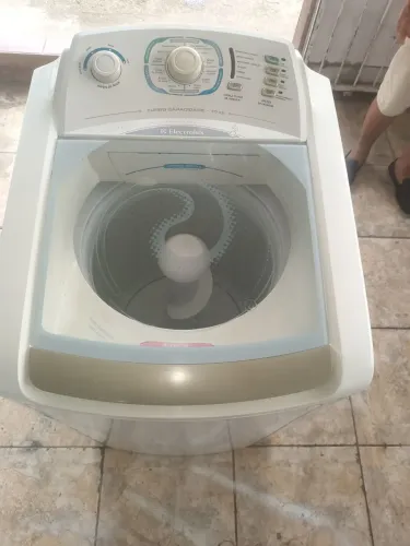 Máquina de lavar Electrolux turbo economia 10 kilos 220 volts tudo funcionando