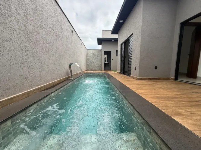 Casa alto padrão residencial a venda com 120,13m², Bairro Parque Dos Lagos, Zona Leste de