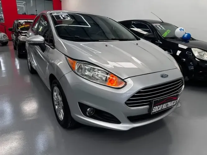 Ford Fiesta Sedan 1.6 16V Flex Aut. 2015