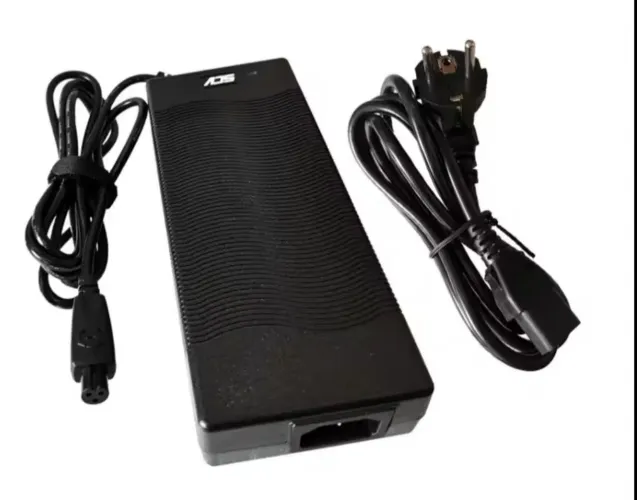 Carregador Inmotion V8 V10 e V10f Monociclo Elétrico Bivolt 