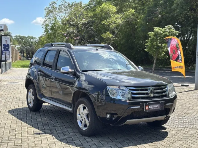 Renault Duster Dynamique 2.0 Hi-flex 16V Aut. 2015