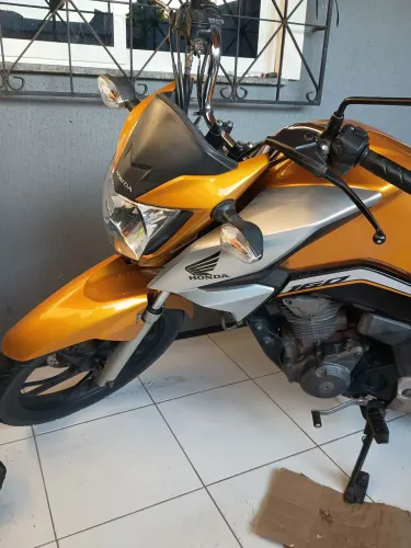 Titan nova, toda ok.
