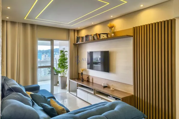Apartamento para locação no Canto do Forte.