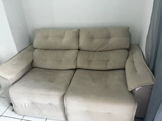 Sofá 2 lugares - Retrátil e Reclinável 