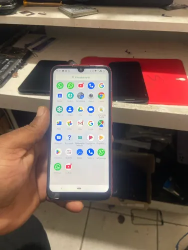 Moto e6 plus