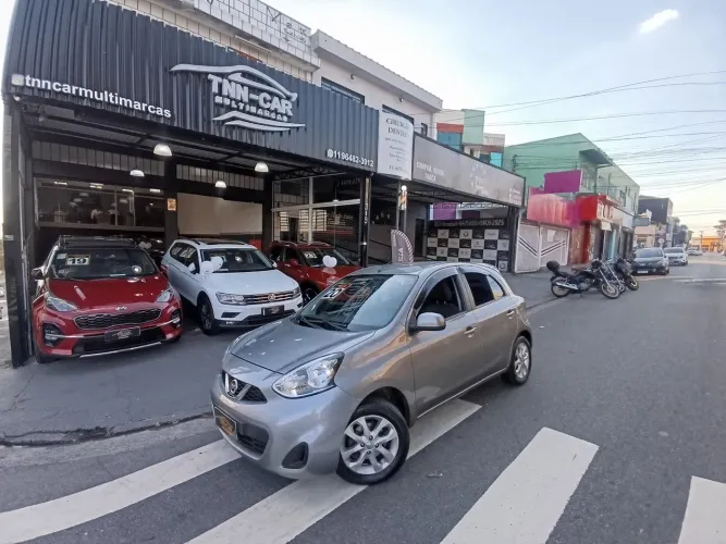 Nissan March SV 1.0 12V Flex 5P 2020