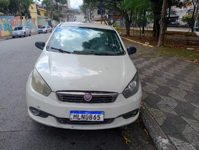 Fiat Grand Siena Essen.sublime Dual. 1.6 Flex 2014