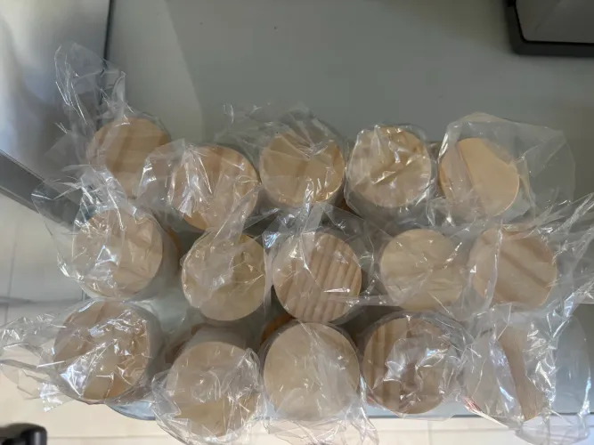 Vendo recipientes de biopolimero para velas