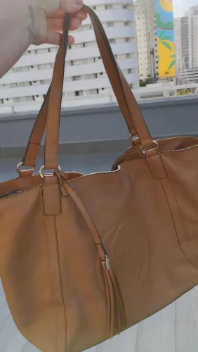 Bolsa Gucci em couro legítimo 