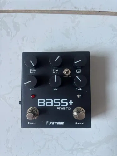 Pré-amplificador BASS+ Fuhrmann - excelente estado