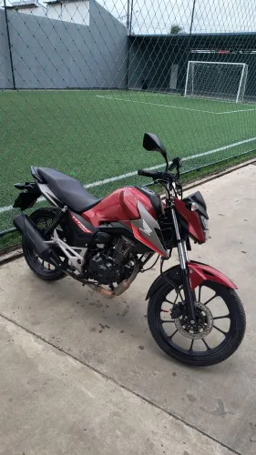 Titan 160 2025 vermelha, pra vender rápido ?
