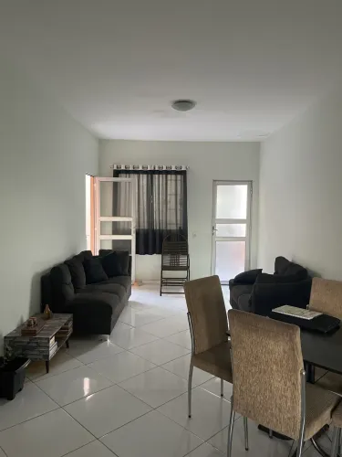 Quarto + Banheiro Individual próximo a UFG