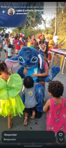 Fantasia Stitch e Angel para animação de Festa