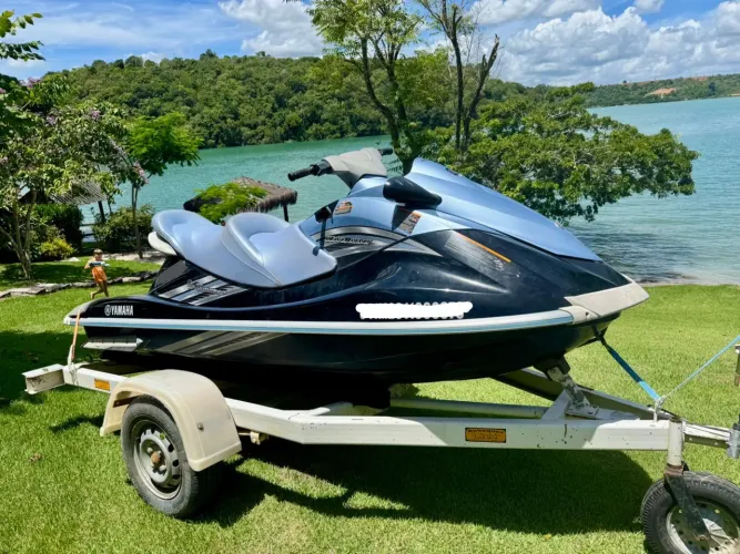 Jet Ski Yamaha 110HP + Reboque + Capa | 130h | Revisado | usado só em Água Doce
