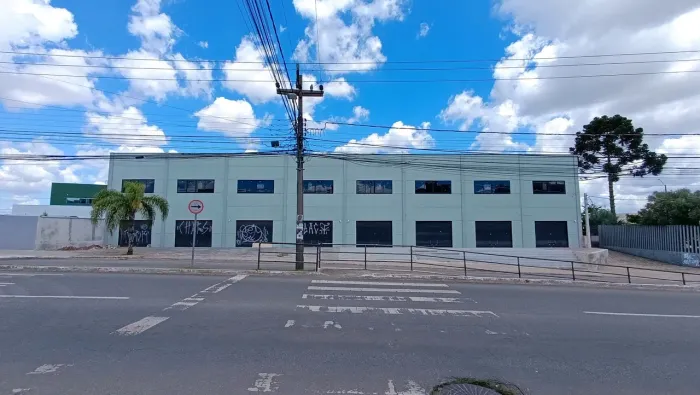 LOJA PARA LOCAÇÃO NO CENTRO DE PINHAIS