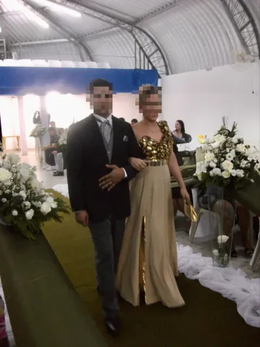 Vestido de festa dourado/ paete