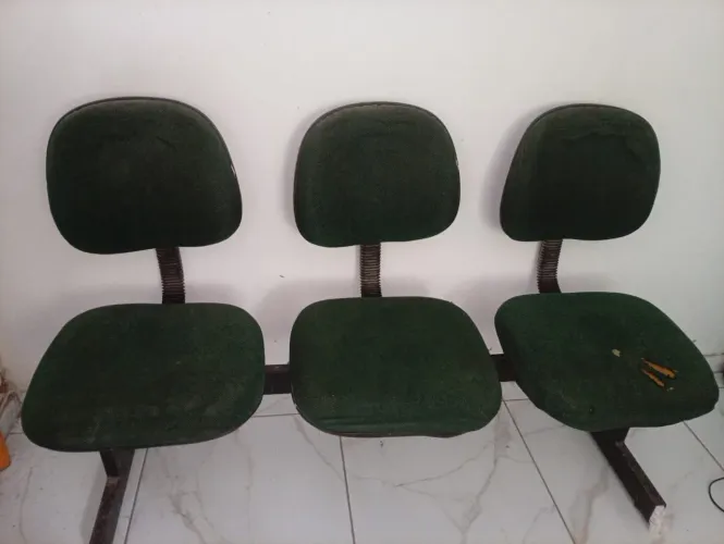 3 Cadeiras de Espera para Recepção - Longarina