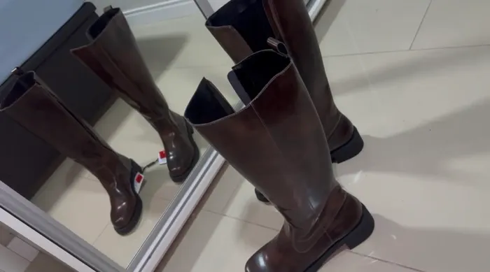 Bota Cano Médio em PU 39