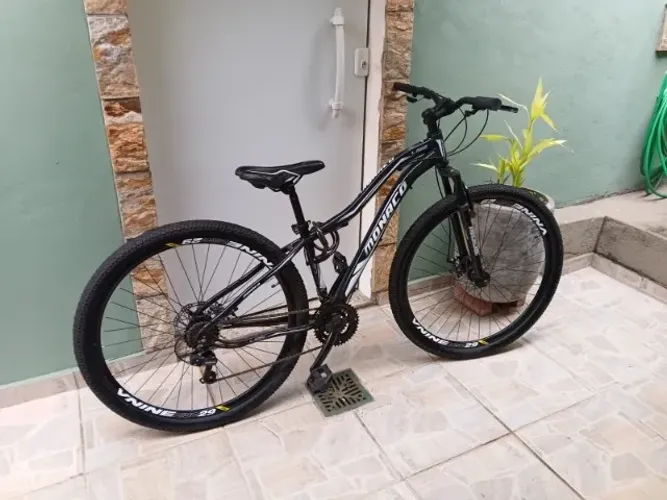 Bicicleta Monaco 18 marchas