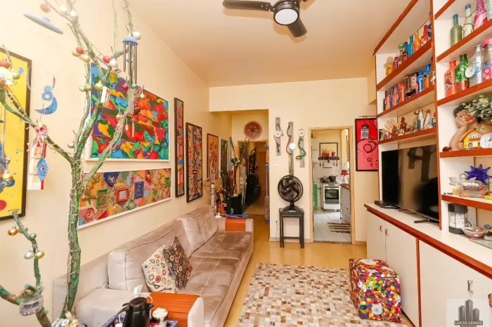 Apartamento à venda na Rua das Palmeiras, Botafogo, Rio de Janeiro - RJ