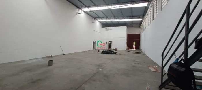 Galpao Comercial/ Industrial 378m² para locação Joao XXIII Vinhedo