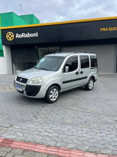 Fiat Doblo Essence 1.8 Flex 16V 5P 2017