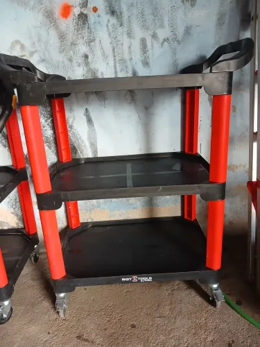 Carrinho auxiliar estetica automotiva