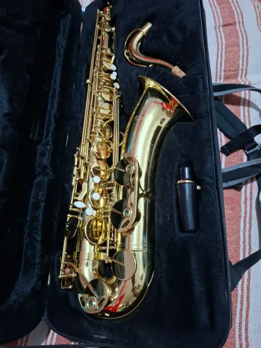Saxofone Tenor Semi Novo